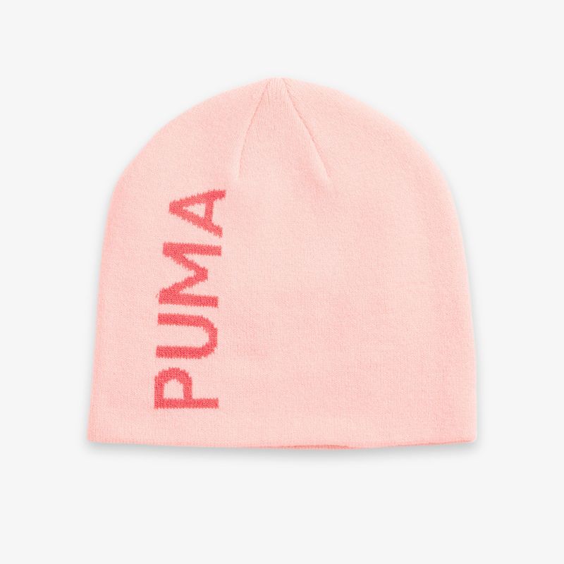 Stilvolle und bequeme pinke Puma Beanie, perfekt für kalte Tage und modische Akzente.