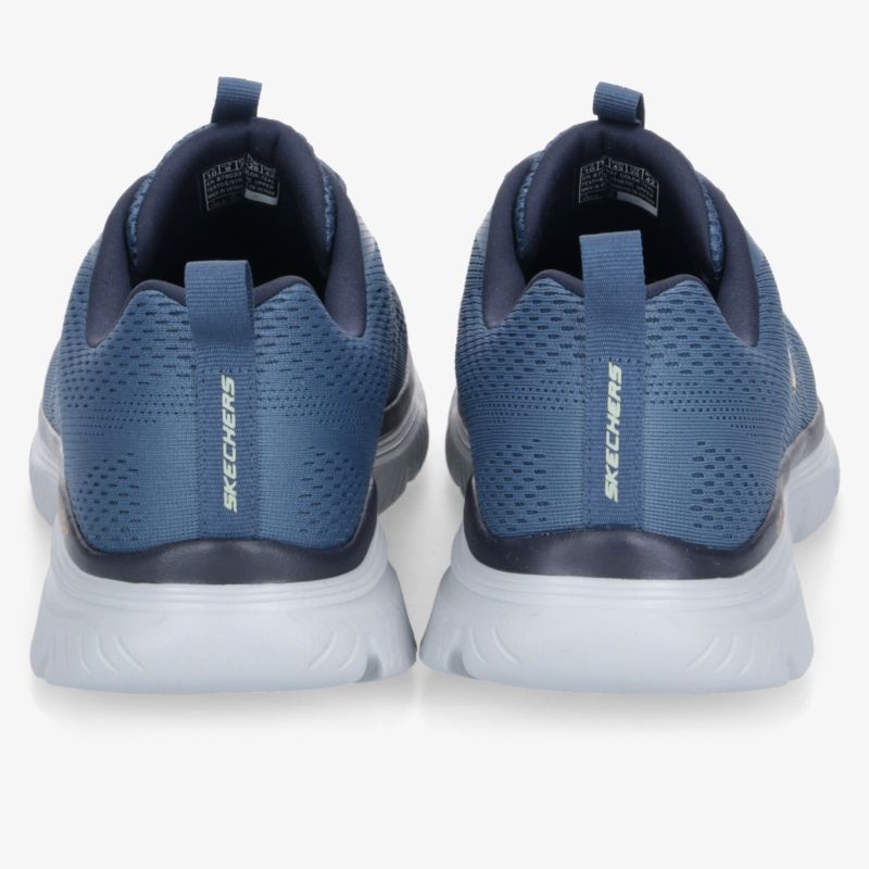 Rückansicht leichter atmungsaktiver Sportschuh mit komfortabler Passform und stabiler, flexibler Sohle