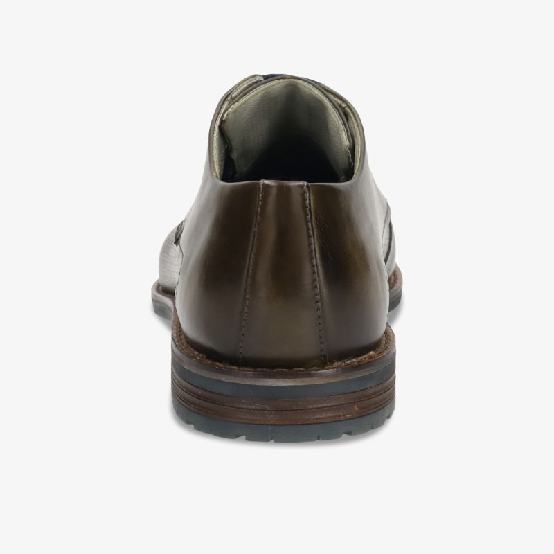 Brauner Lederschuh mit robuster Sohle, rückseitige Ansicht, ideal für stilvolle und komfortable Anlässe.