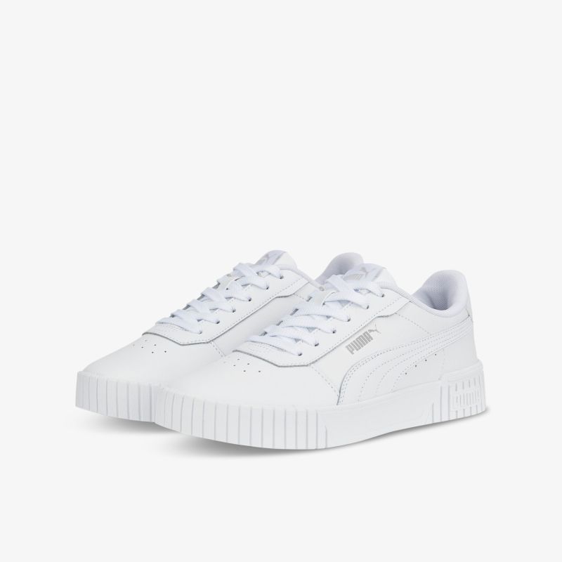 Elegante weiße Sneaker mit modernem Design und bequemer Passform, ideal für verschiedene Anlässe.