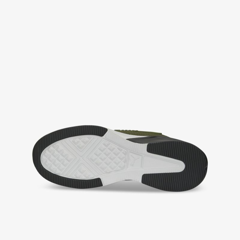 Laufschuh mit robuster Sohle für optimalen Halt und Komfort bei jedem Schritt.