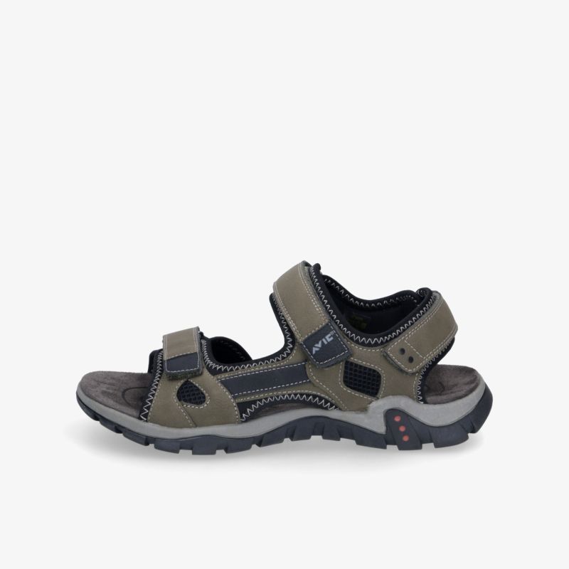 Sportliche Outdoor-Sandale mit verstellbaren Riemen, robuster Sohle und hohem Tragekomfort, seitliche Ansicht