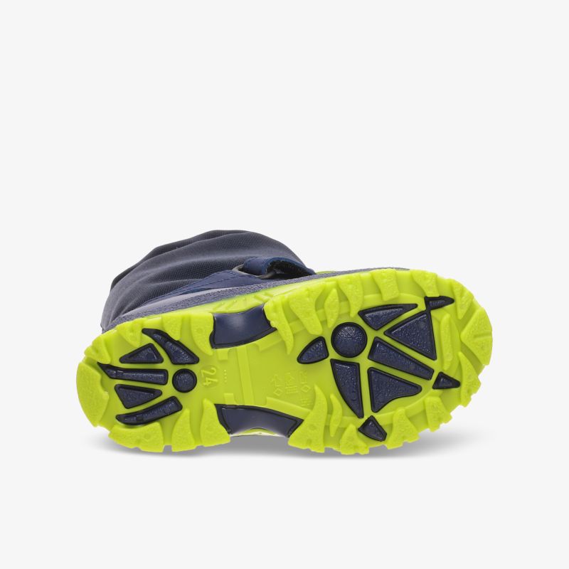 Stabile Schuhe mit griffiger, farblich abgesetzter Sohle für ausgezeichnete Traktion und Halt.