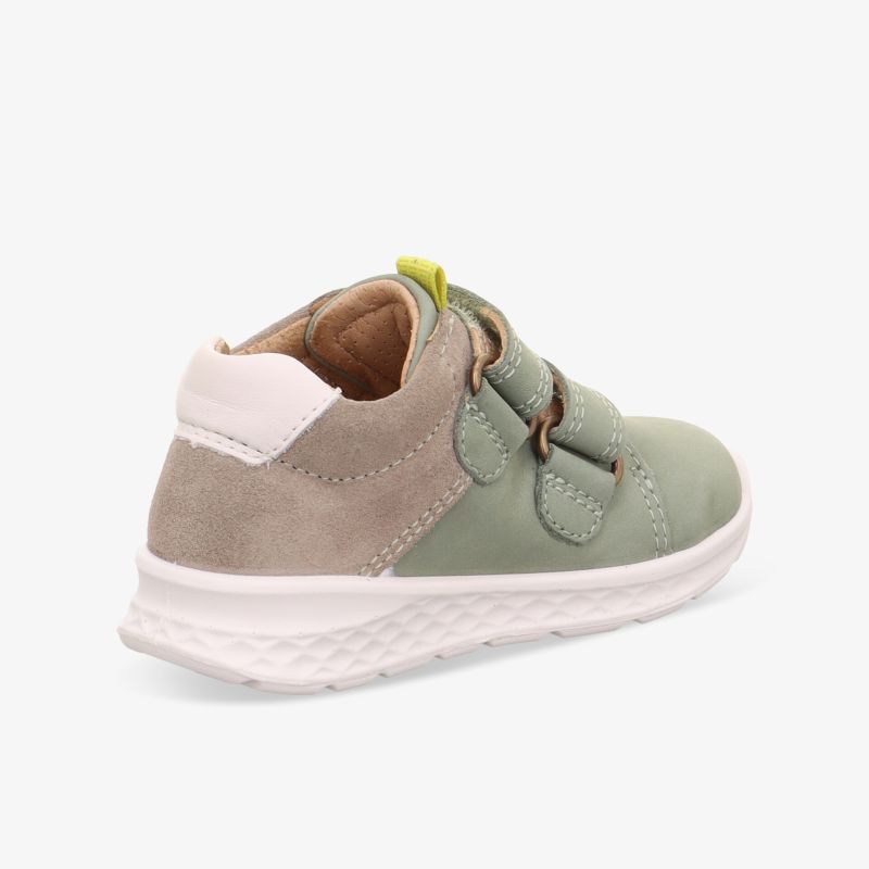 Bequemer Schuh mit praktischem Klettverschluss und rutschfester Sohle für optimalen Halt und Komfort