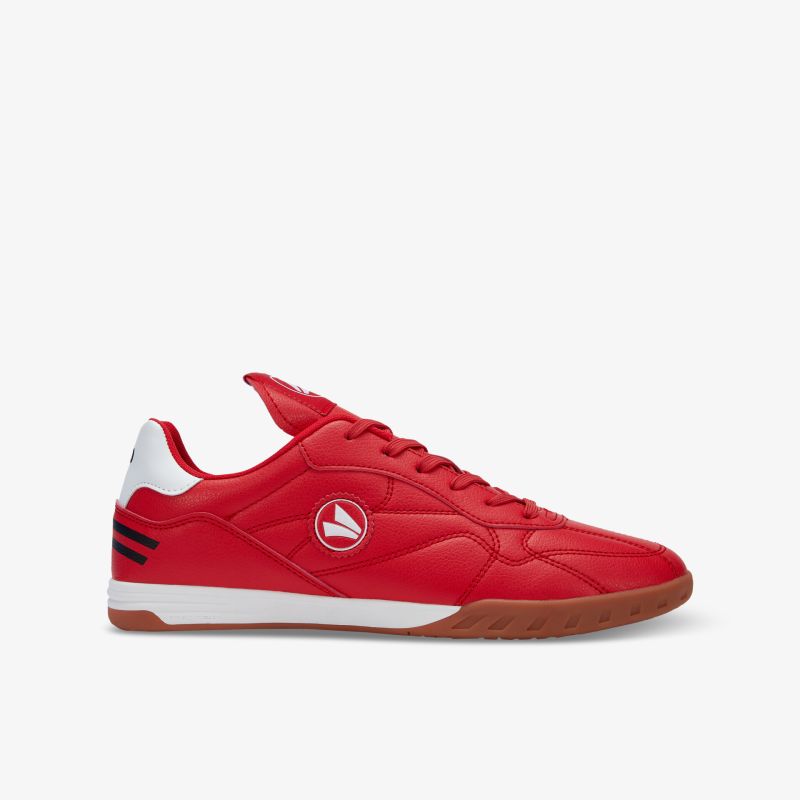 Eleganter roter Sneaker mit weißem Akzent und rutschfester Sohle für stilvolle Auftritte.