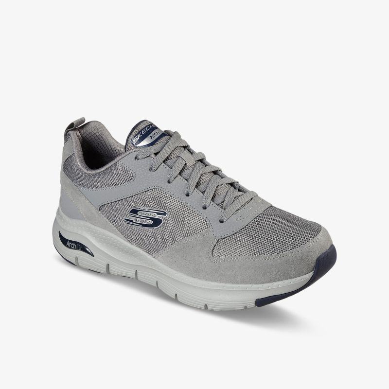 Leichter grauer Sportschuh mit atmungsaktivem Material und gepolsterter Komfortsohle für optimalen Halt und Bequemlichkeit