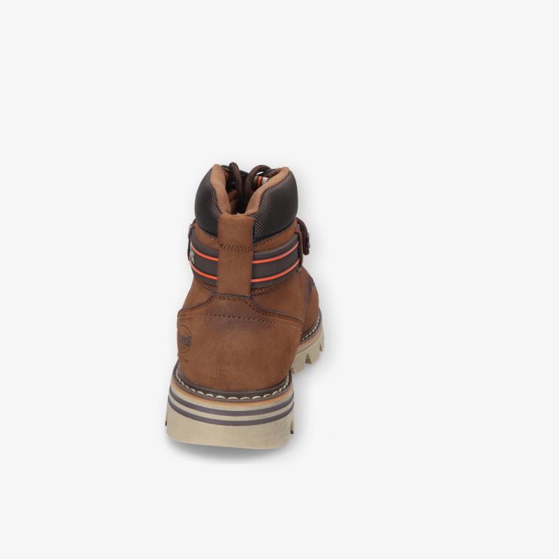 Robuster brauner Schuh mit gepolstertem Schaft und rutschfester Sohle, ideal für Komfort und Halt