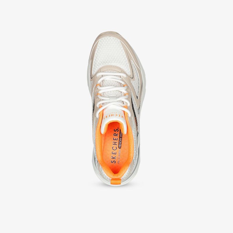 Moderner Sneaker mit transparentem Design und auffälligem Orange für optimalen Komfort und Style