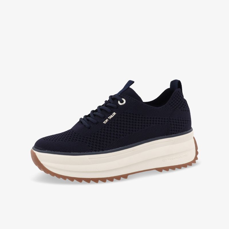 Bequemer schwarzer Sneaker mit atmungsaktivem Material, dicker leichter Sohle und profilierter Gummiaußensohle seitlich präsentiert