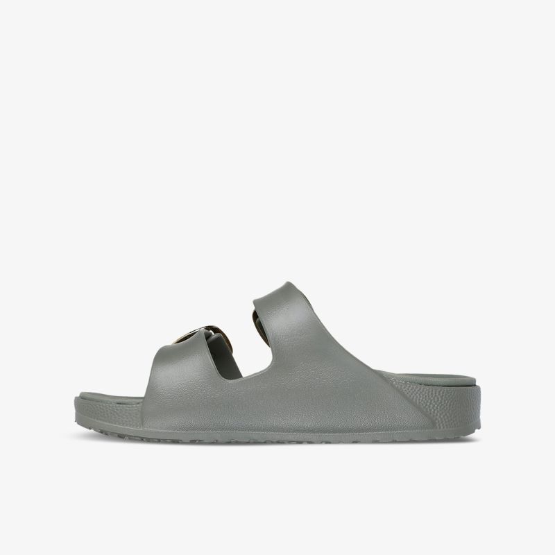 Seitliche Ansicht einer grauen Sandale mit zwei Riemen und ergonomischer leichter Sohle für hohen Komfort