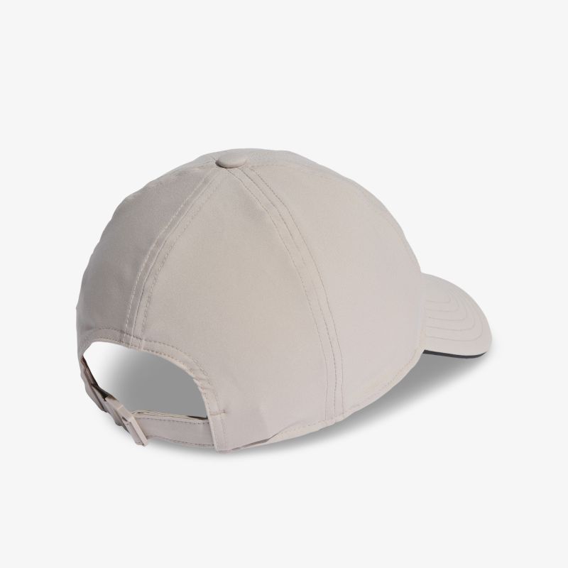 Beige Basecap mit verstellbarem Verschluss, ideal für stilvolle und lässige Outfits.