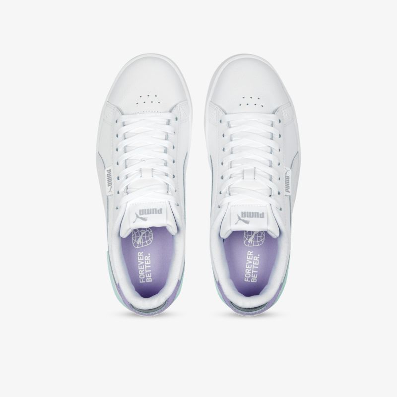 Moderne weiße Sneaker mit lila Innensohle, ideal für Komfort und Stil im Alltag.