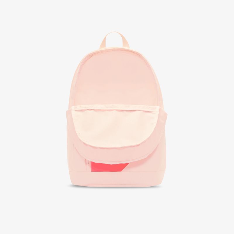 Moderner, kompakter Rucksack in zartem Rosa mit praktischen Fächern, ideal für den täglichen Gebrauch.