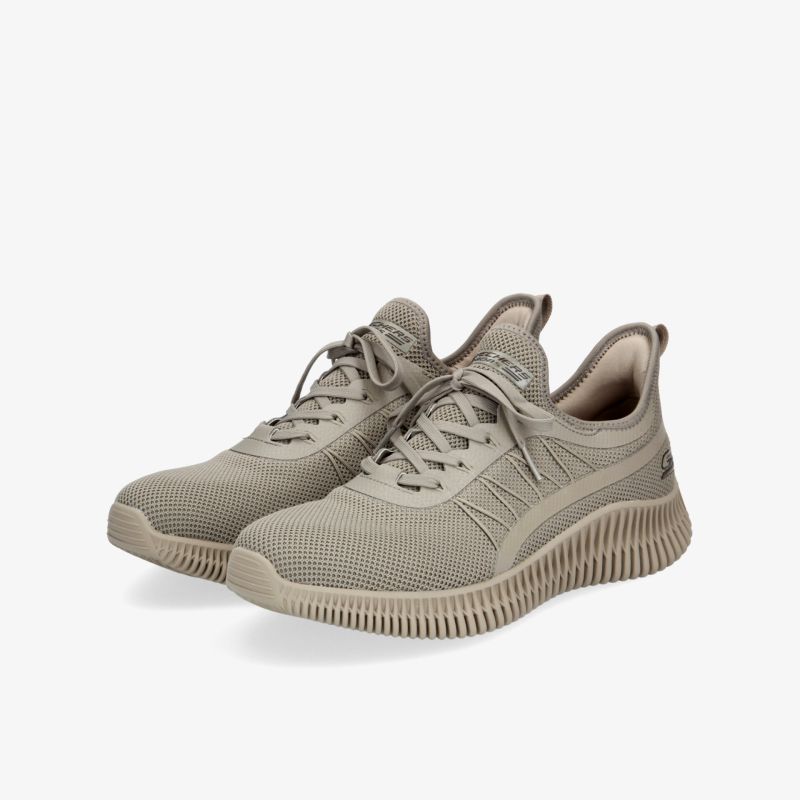 Bequeme, leichte Sneaker in modernem Design mit flexibler und atmungsaktiver Struktur.