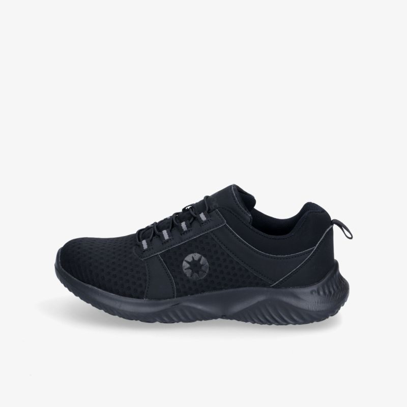Leichter schwarzer Sneaker mit atmungsaktivem Obermaterial und rutschfester Sohle für sportlichen Komfort.