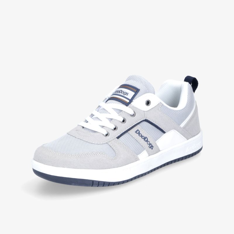 Moderner Sneaker in Grau-Weiß mit strapazierfähiger Sohle, perfekt für Alltag und Freizeit.