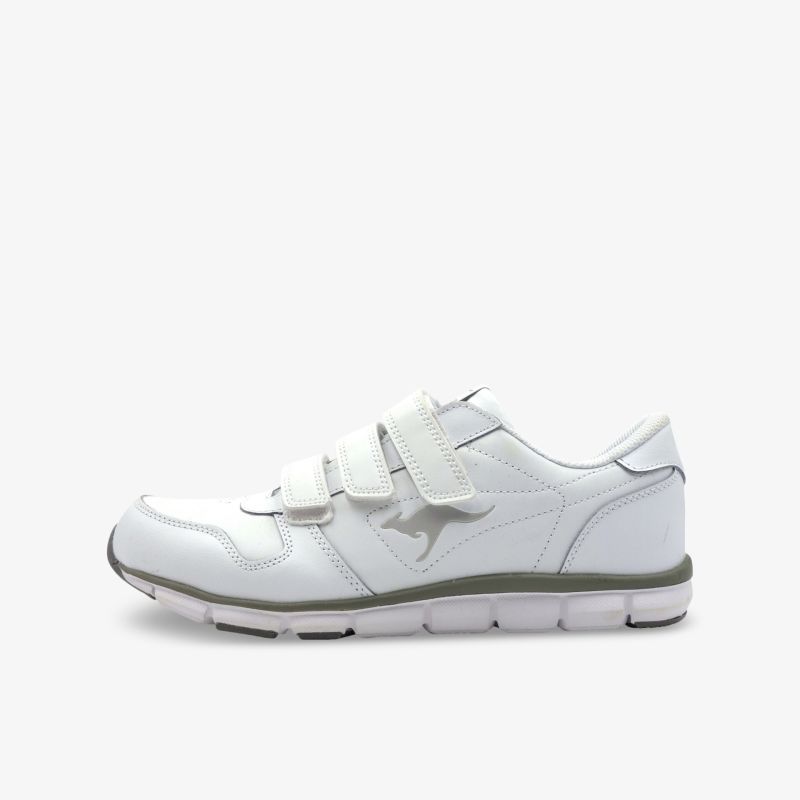 Bequemer, weißer Sneaker mit Klettverschlüssen und flexibler Sohle für Alltag und Sport.