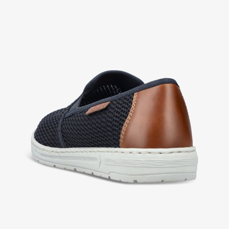 Moderner navy-brauner Schuh mit flexiblem Mesh-Design und komfortabler Gummisohle im schrägen Hinteransicht.