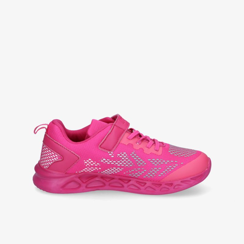 Leichter Sport Sneaker in kräftigem Rosa mit atmungsaktivem Material und rutschfester Sohle, seitliche Ansicht