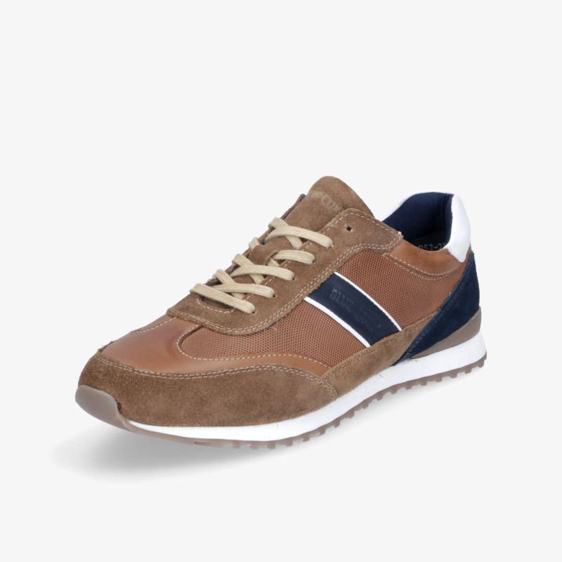 Moderner brauner Sneaker mit kontrastierenden Akzenten und komfortabler Passform für den täglichen Gebrauch.