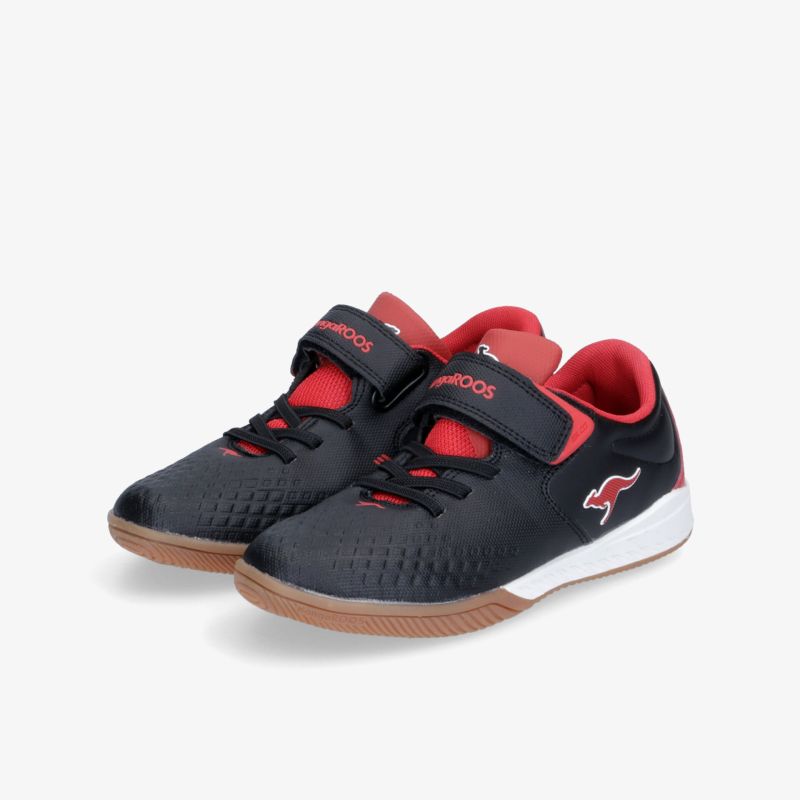 Moderne Sportschuhe mit bequemer Passform, strapazierfähigem Material und Klettverschluss für optimalen Halt.