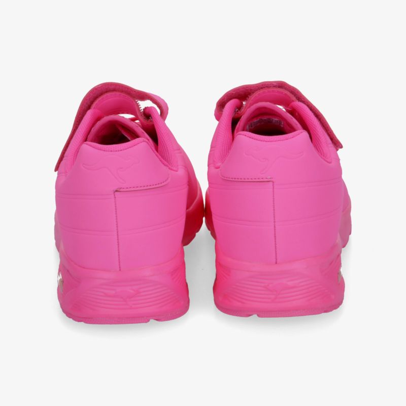 Leuchtend rosa Sportschuhe mit robuster Verarbeitung und rutschfester Sohle, komfortabel und leicht