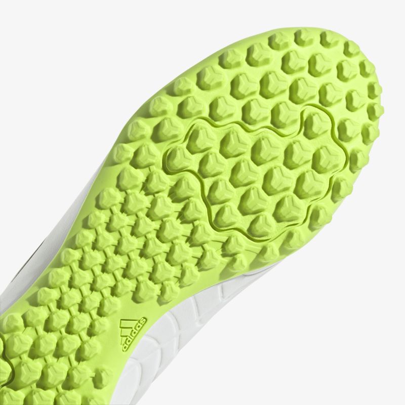 Griffige und rutschfeste Sohle bietet hervorragende Traktion und Stabilität bei sportlichen Aktivitäten.