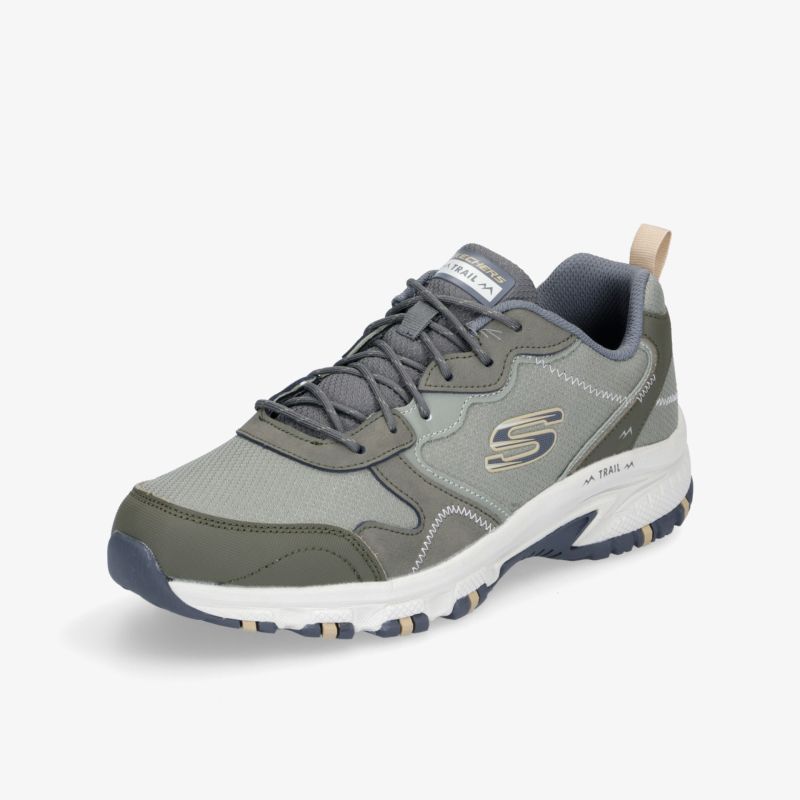 Moderner Sneaker mit kontrastierenden Farben und langlebiger Sohle für optimalen Komfort und Stil.