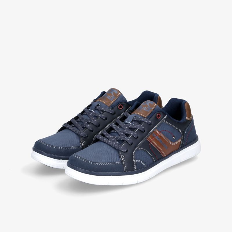 Blaue Sneakers mit weißer Sohle und braunen Details, perfekt für lässigen Stil und Komfort.
