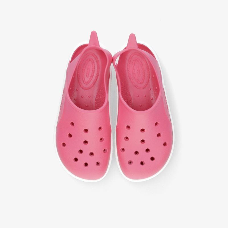 Modische, leichte Clogs in Pink mit rutschfester Sohle und Belüftungslöchern für hohen Tragekomfort.
