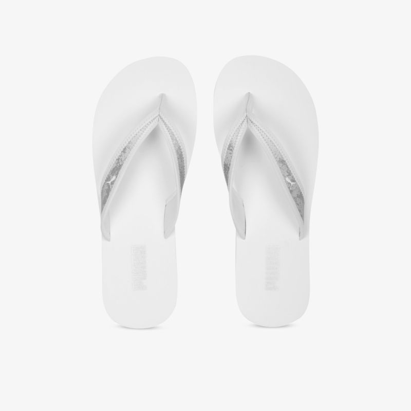 Komfortable weiße Flip-Flops mit schlichtem Design. Perfekt für den täglichen Gebrauch oder entspannte Tage.