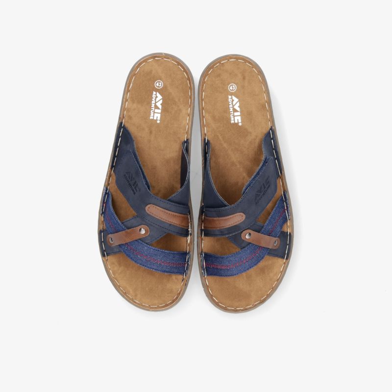 Hochwertige Freizeitsandalen in Lederoptik mit rutschfester Sohle für maximalen Komfort und stilvolles Design.