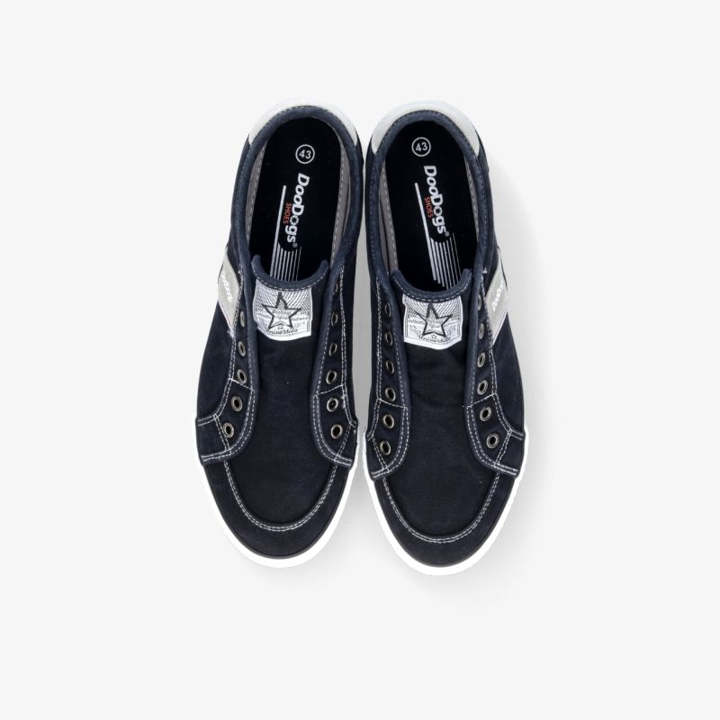 Schwarze bequeme Schnürschuhe aus Canvas mit rutschfester Sohle, für Alltag und Freizeit geeignet