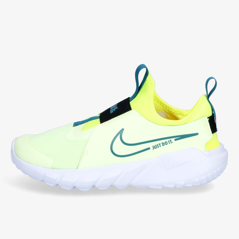 Moderner neonfarbener Sneaker mit elastischem Obermaterial und rutschfester Sohle. Ideal für sportliche Aktivitäten.