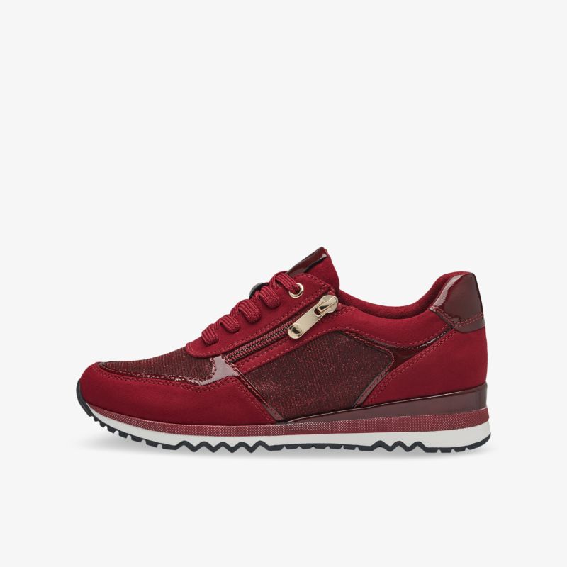 Moderne rote Sneaker mit seitlichem Reißverschluss, bieten Komfort und Stil für den Alltag.