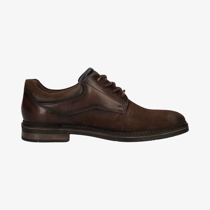 Klassischer brauner Lederschuh mit eleganter Schnürung und zeitlosem Design.