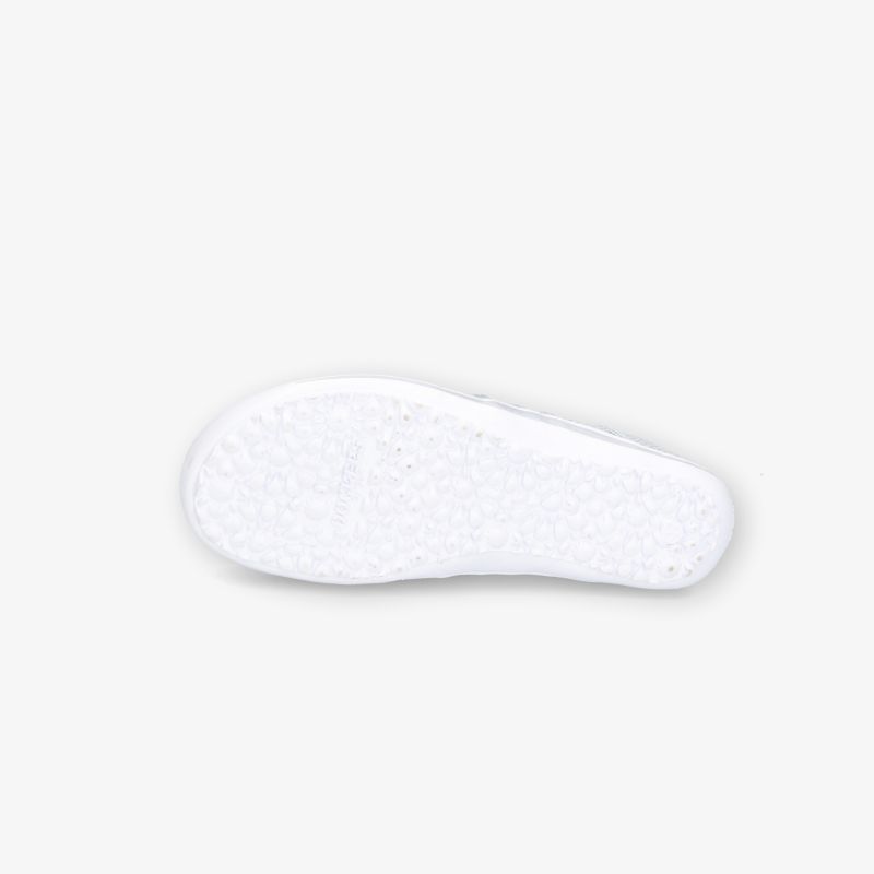 Weiße, flexible und rutschfeste Schuhsohle mit stoßdämpfenden Eigenschaften für optimalen Komfort