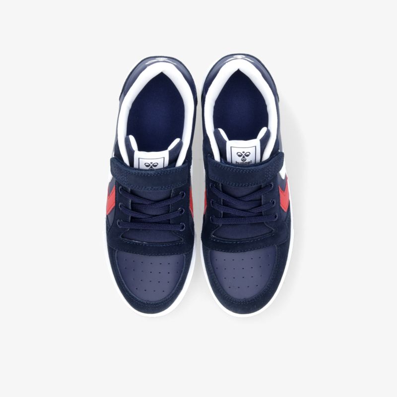 Bequeme und modische Sneaker mit sportlichem Design in Blau mit roten Akzenten. Perfekt für stilvolle Alltagslooks.