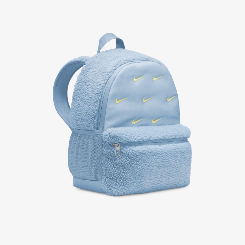 Blauer flauschiger Rucksack mit stilvollem Design und geräumigen Fächern.