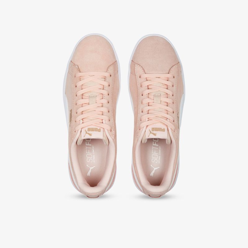 Elegante rosa Sneaker mit klassischem Design und bequemer Passform, ideal für jeden Alltagslook.