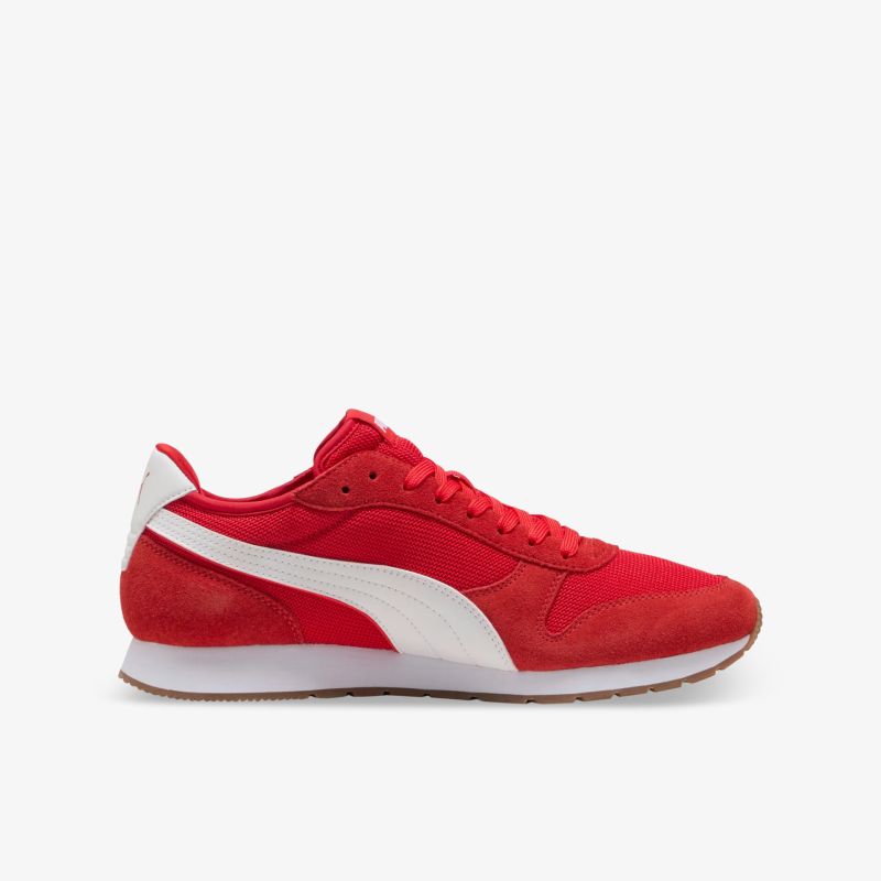 Roter sportlicher Sneaker mit leichter Sohle und bequemer Passform, atmungsaktives und robustes Material, seitliche Ansicht