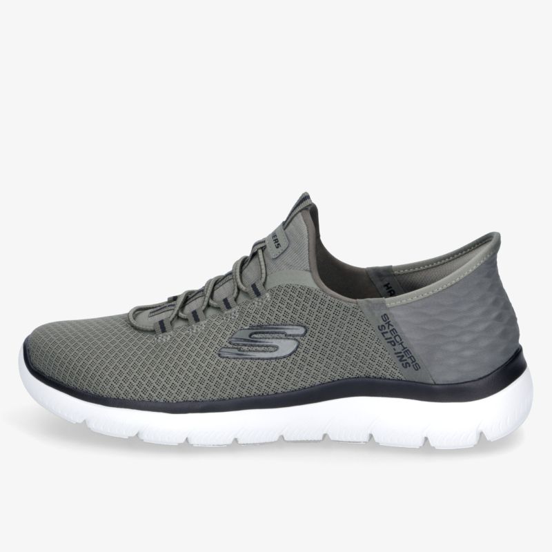 Grauer Sneaker mit schwarzer Sohle und atmungsaktivem Material für optimalen Tragekomfort.
