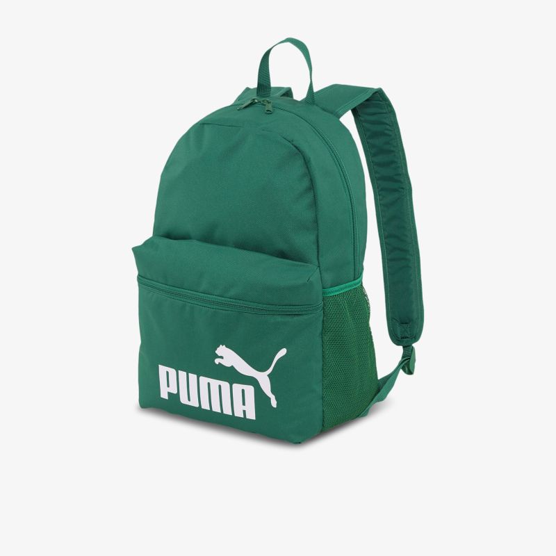 Grüner Rucksack von Puma mit modernem Design und geräumigem Innenfach, ideal für Alltag und Sport.