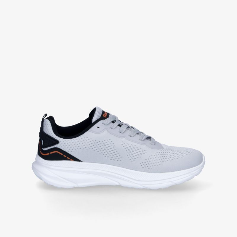 Weißer leichter Laufschuh mit atmungsaktivem Material und stoßdämpfender Sohle, klare Seitenansicht