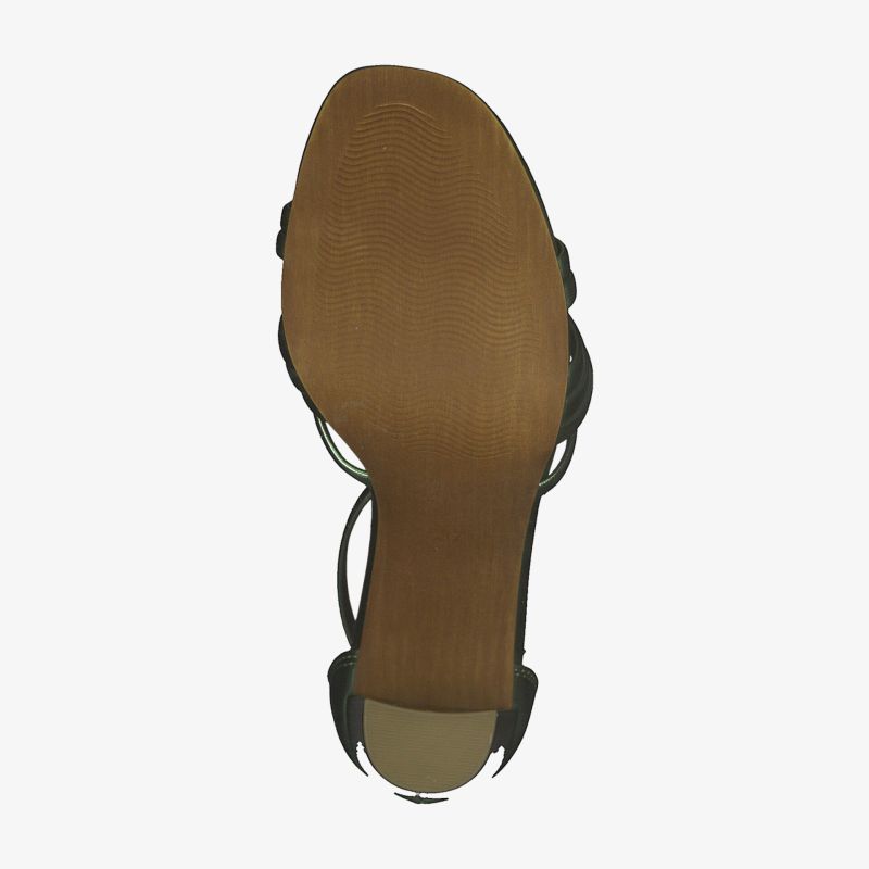 Ansicht der strapazierfähigen Sohle eines eleganten Schuhs, bietet rutschfesten Halt und hochwertige Verarbeitung.