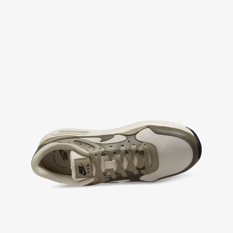 Stylischer Sneaker mit modernem Design und bequemem Tragekomfort in neutralen Farben von oben.