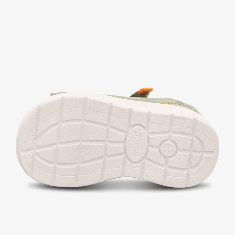 Rutschfeste und strapazierfähige Schuhsohle mit flexiblem Profil für optimalen Halt und Komfort.