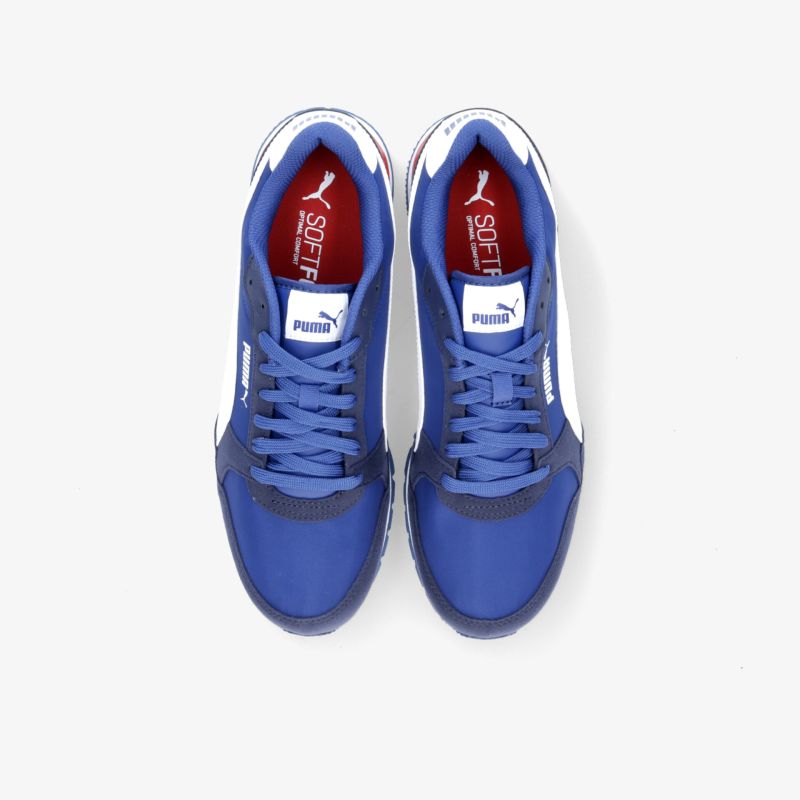 Blaue Sneaker mit klassischem Design und komfortabler Passform, ideal für sportliche Aktivitäten und den Alltag.
