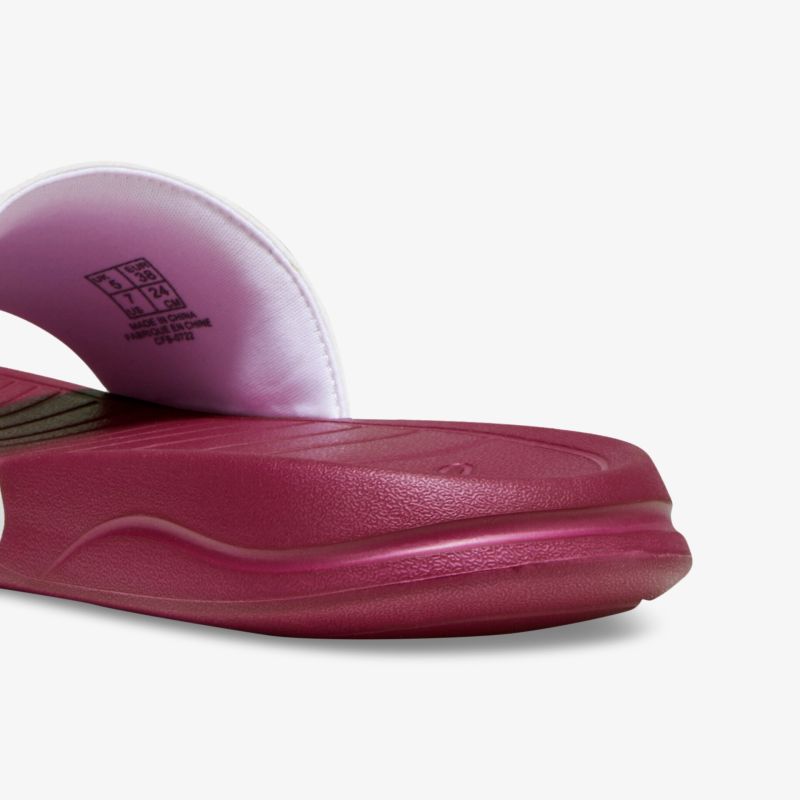 Stylische, pinke Sandale mit ergonomischem Design und strapazierfähiger Sohle für maximalen Komfort.
