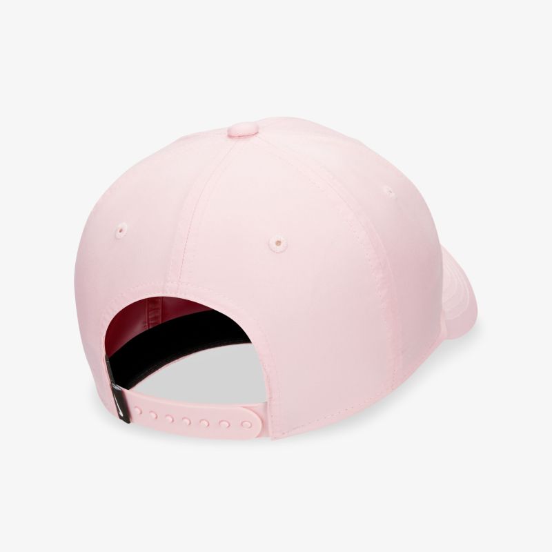 Stilvolle rosa Basecap mit verstellbarem Verschluss auf der Rückseite, perfekt für sportliche und lässige Outfits.